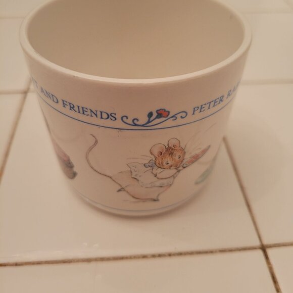 Eden Peter Rabbit Friends Plastic Melamine Mug 3 in Baby Nursery Gift - Picture 4 of 6
